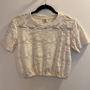 Wilfred lace crop top in size xs
